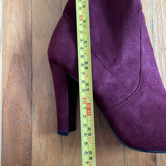 Over the knee burgundy high heel boots - Picture 6 of 10